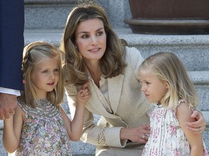 Princess Letizia and daughters at World Youth Day.jpg